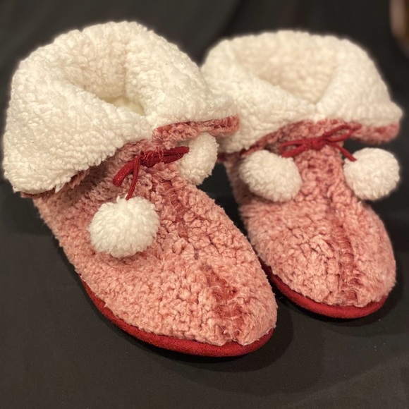 Women’s Sherpa Slippers Juicy Couture - Picture 9 of 14